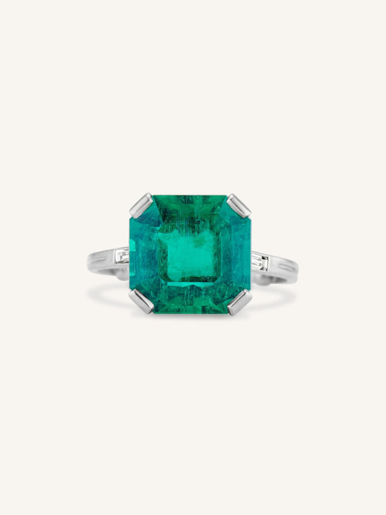 Boucheron Art Deco 5.65 Carat Emerald Cut Colombian Emerald Vintage Ring