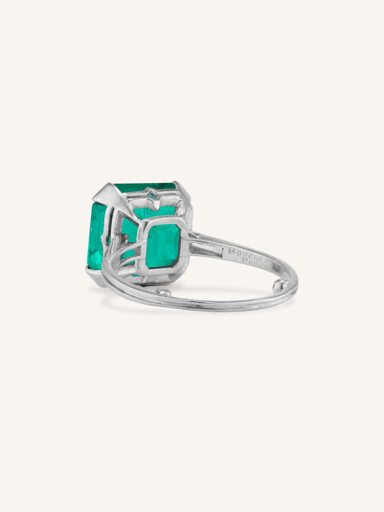 Boucheron Art Deco 5.65 Carat Emerald Cut Colombian Emerald Vintage Ring
