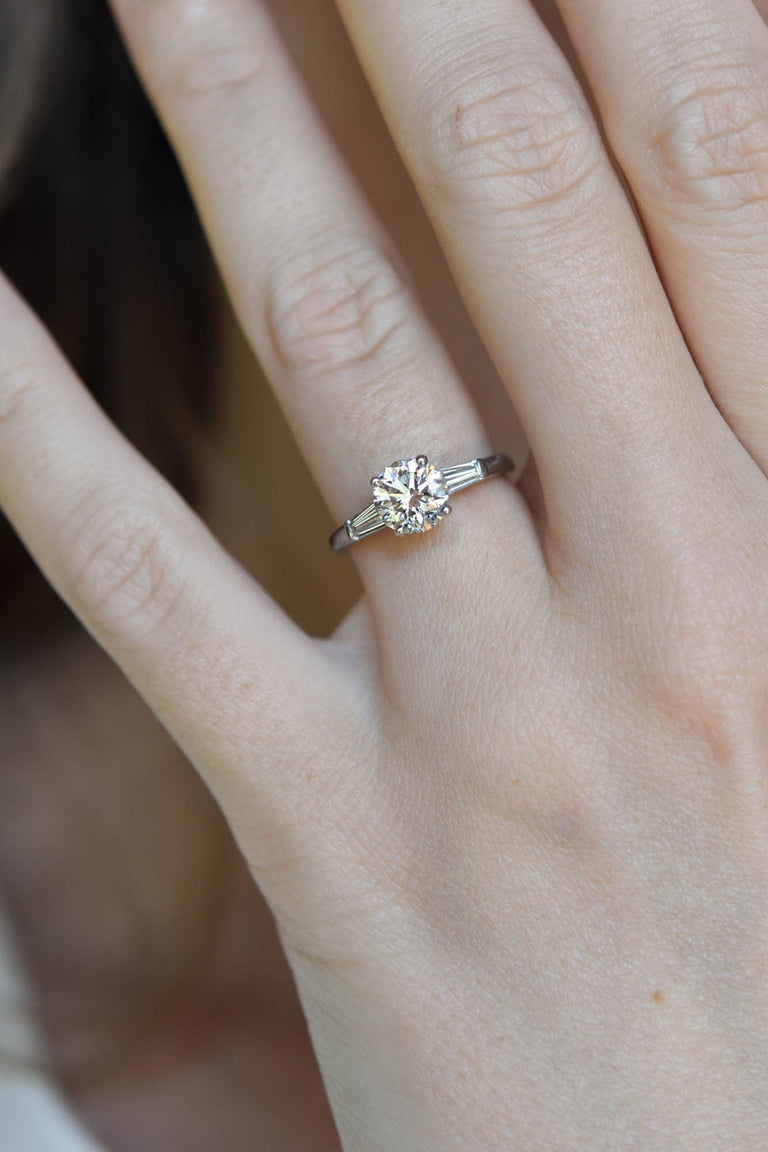 Cartier 1.05 Carat Round Brilliant Diamond Vintage Engagement Ring