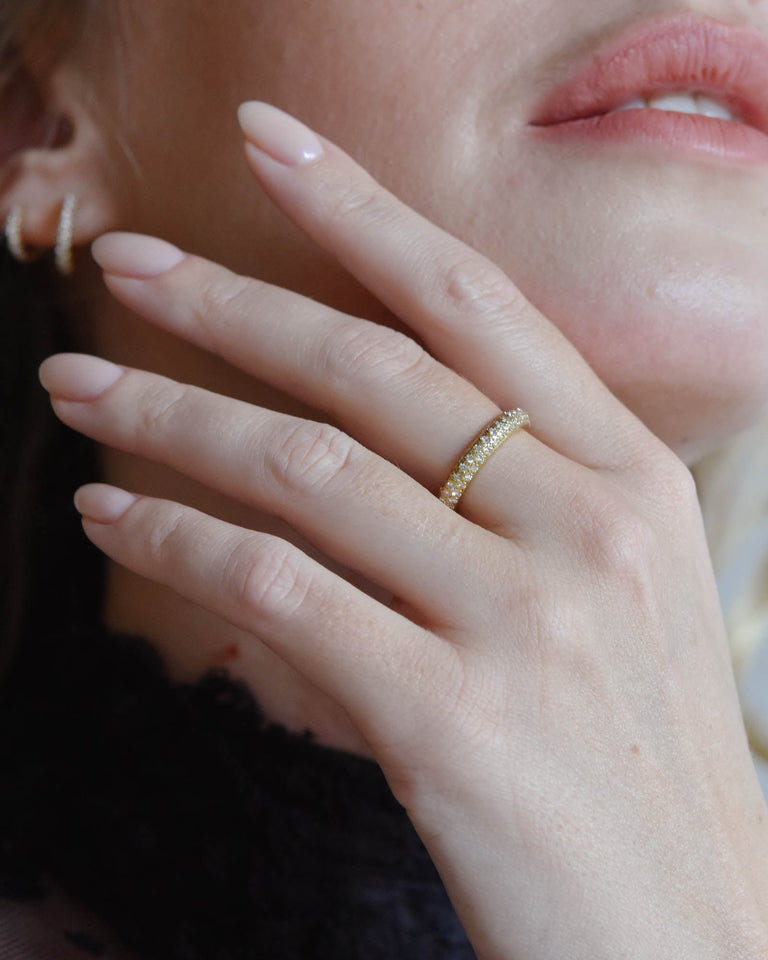 Cartier Vintage Bombé Diamond Gold Wedding Band - Size 6.25 – Erstwhile