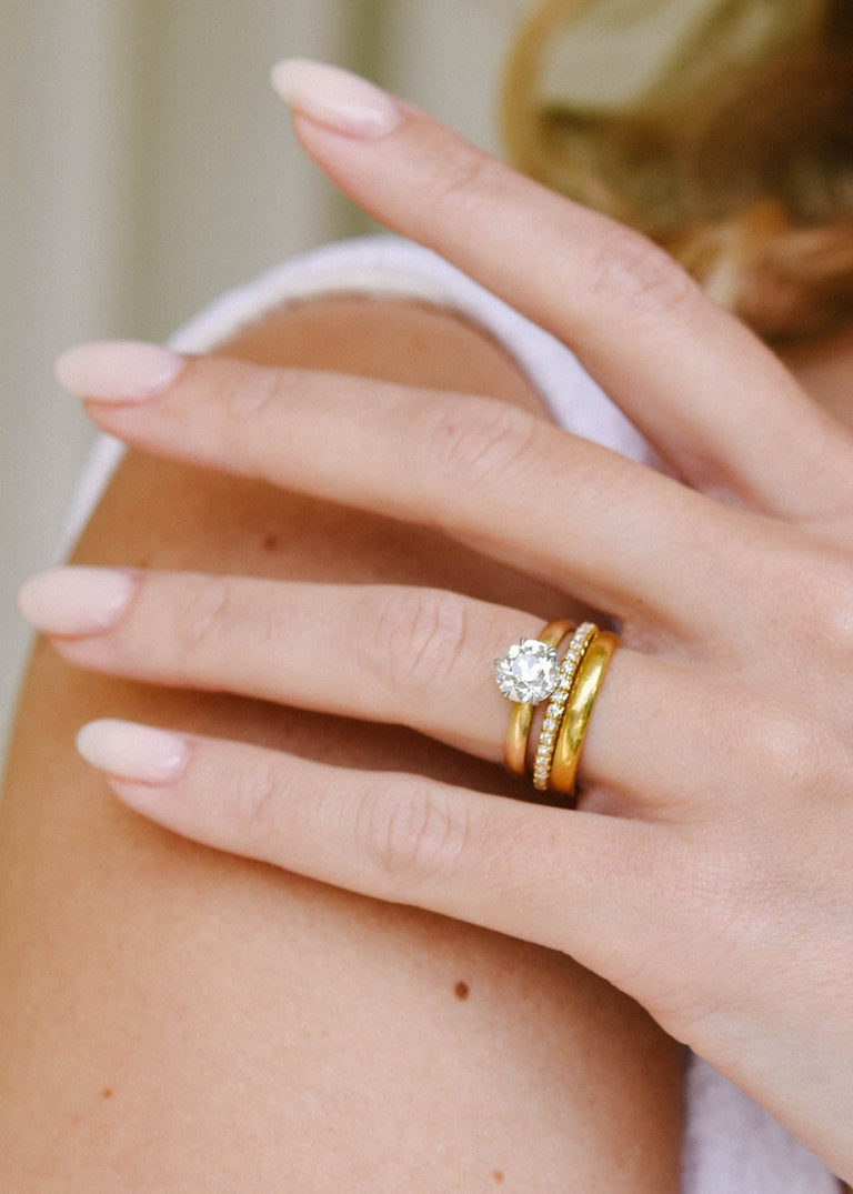 Classic Hoop Wedding Band in 3mm 24k Yellow Gold Men's & Women's – Erstwhile