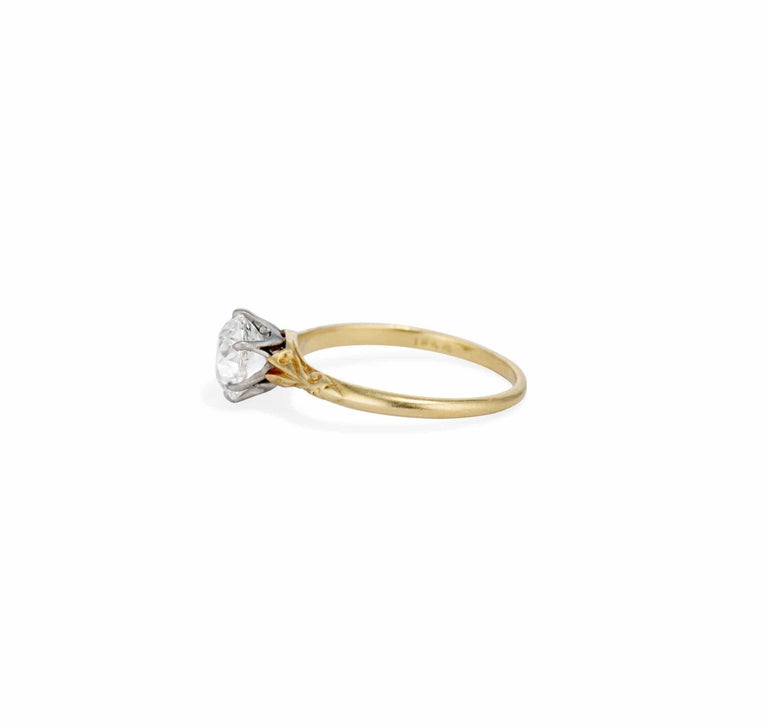 Early Art Deco 1.43 Carat Gold Engraved Solitaire