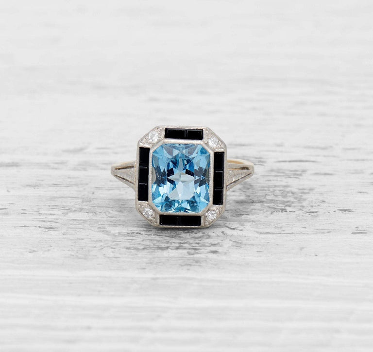 EARLY ART DECO AQUAMARINE, DIAMOND, AND BLACK ONYX RING