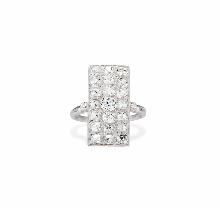 Early Art Deco Diamond and Platinum Dinner Ring