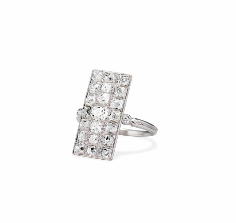 Early Art Deco Diamond and Platinum Dinner Ring