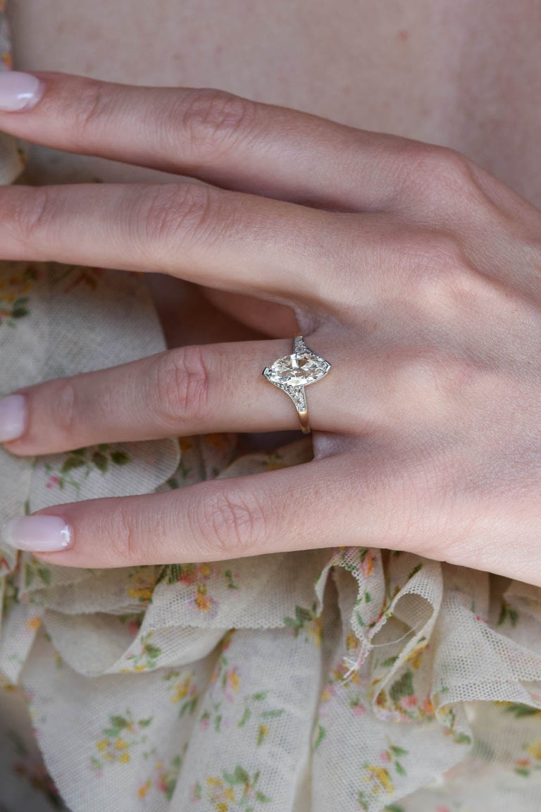 Edwardian 1.38 Carat Marquise Cut Antique Solitaire Engagement Ring