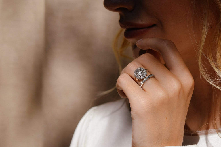 Edwardian 1.73 Carat Old European Diamond Cluster Engagement Ring