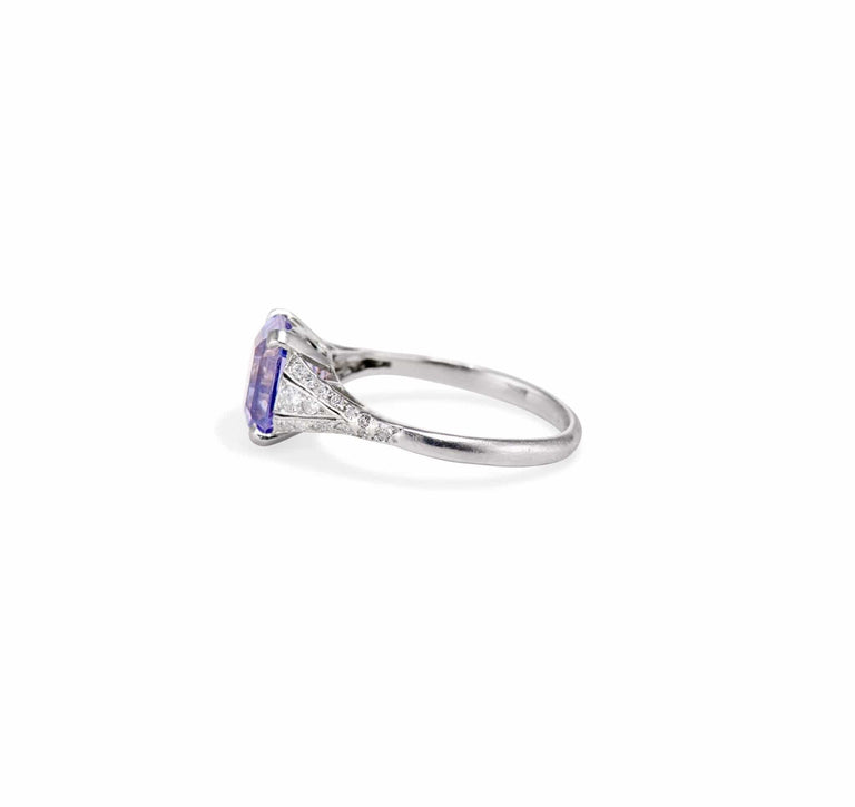 Edwardian 3.20 Carat Lavender Ceylon Color-Changing Sapphire Engagement Ring