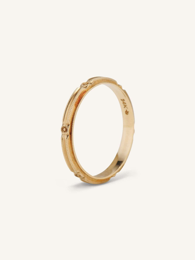 Edwardian Floral Engraved Gold Antique Wedding Band