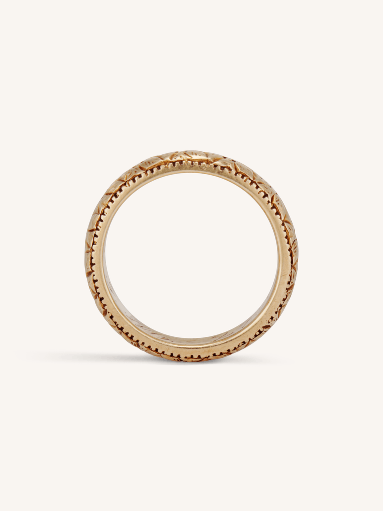 Edwardian Gold Engraved Wedding Band