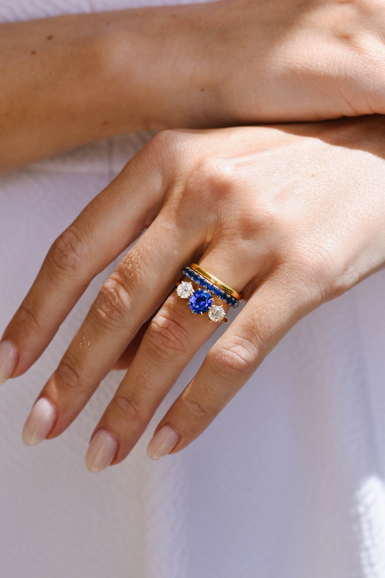 Platinum Round Sapphire Diamond 3 Stone Ring – Long's Jewelers