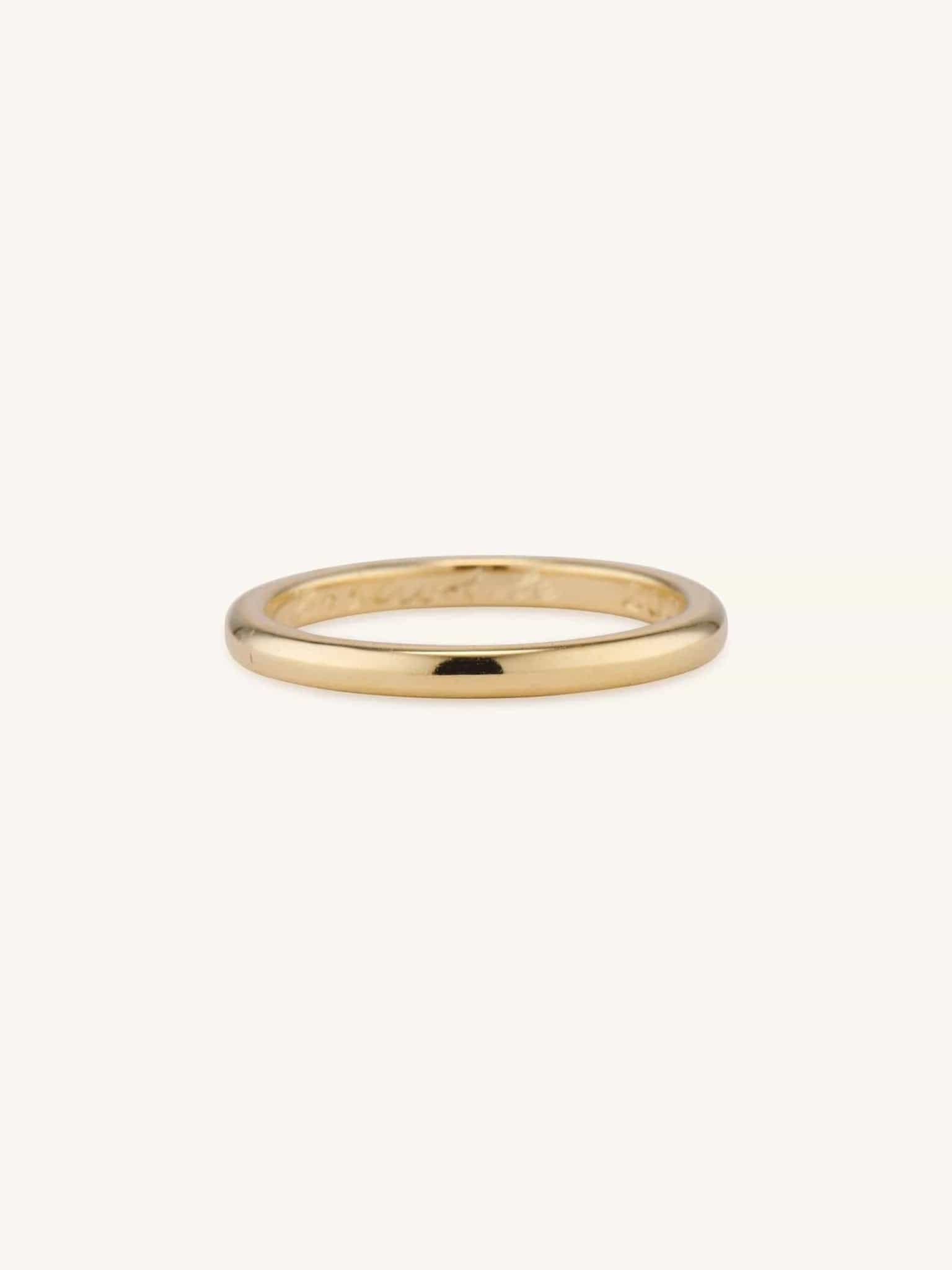 Centre Star Pattern 14ct Yellow Gold 2mm Wedding Ring – dotJewellery.com