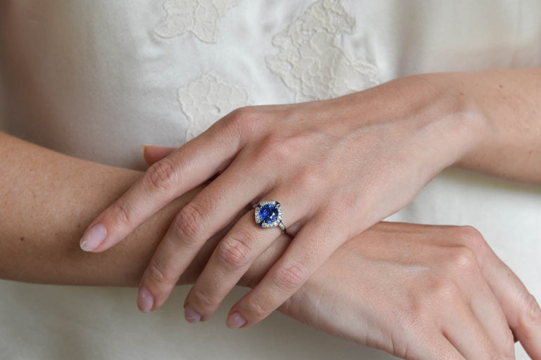 Art Deco 2.50 Carat Lozenge-Shaped Sapphire & Diamond Ring
