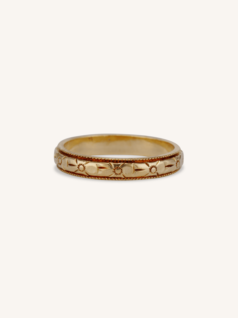 Late Art Deco 1930's Orange Blossom Engraved Gold Wedding Band - Size 6.75