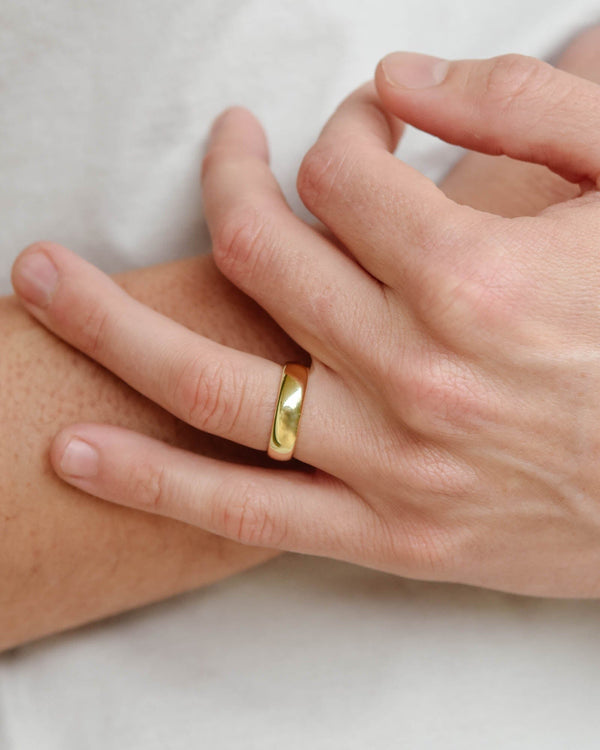 Men's Classic Hoop Wedding Band in 6mm 18k Yellow Gold – Erstwhile