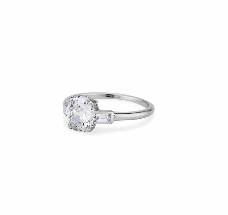 Mid-Century 1.01 Carat Oval Cut Diamond and Platinum Engagement Ring
