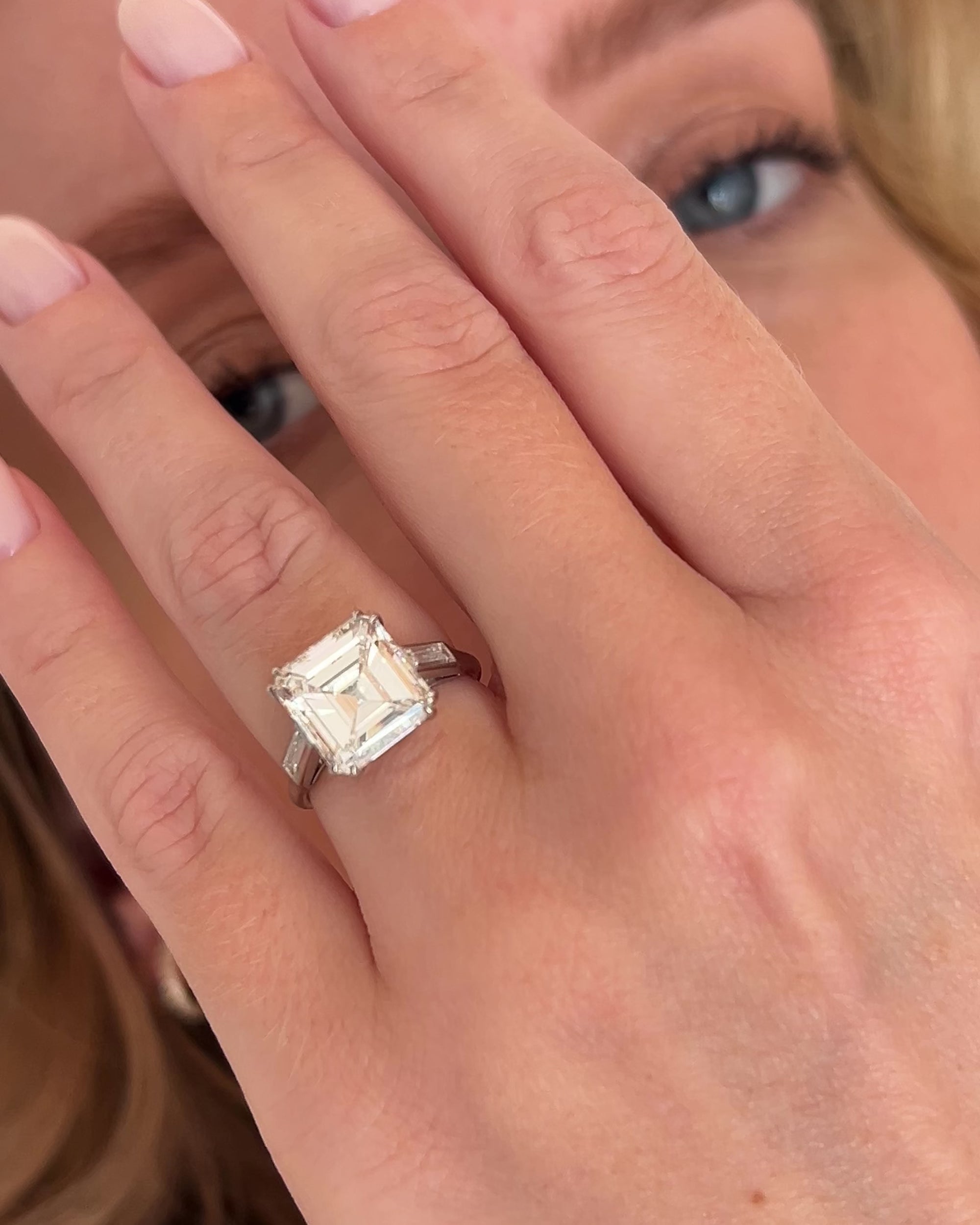 Vine Emerald Cut Halo diamond Engagement Ring In 14K White Gold |  Fascinating Diamonds