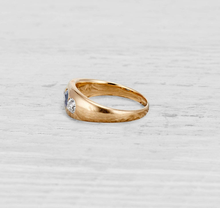 THREE STONE SAPPHIRE AND DIAMOND GYPSY RING