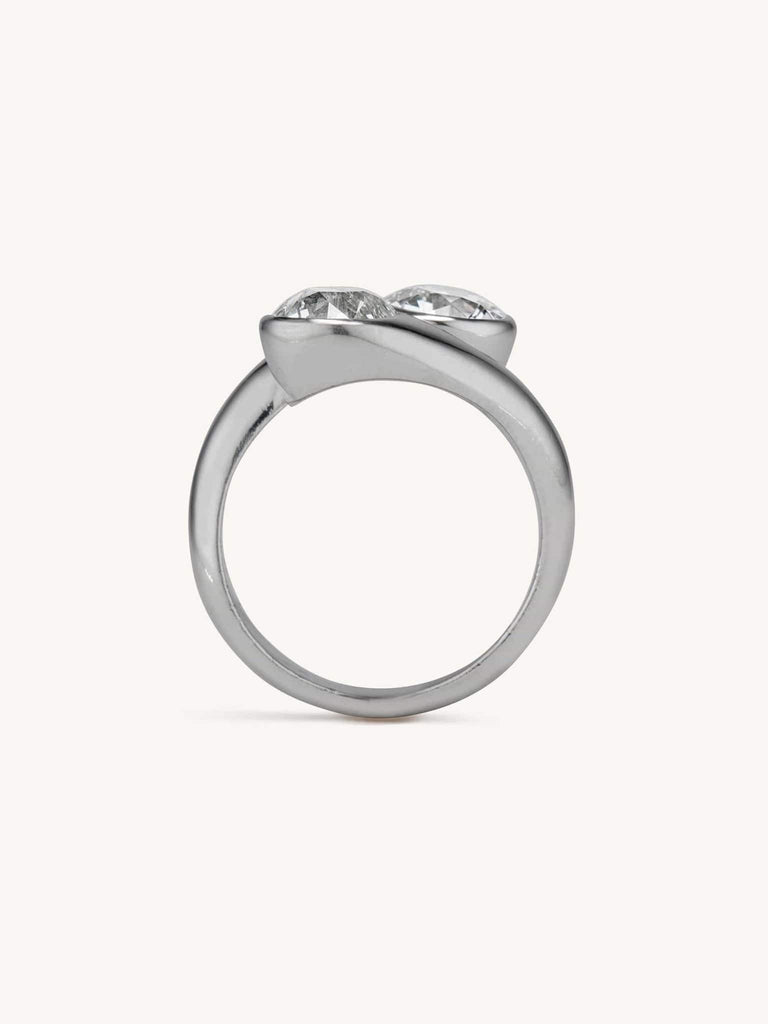 Midcentury 1.82 & 1.54 Carat Old European Cut Diamonds Toi et Moi Ring