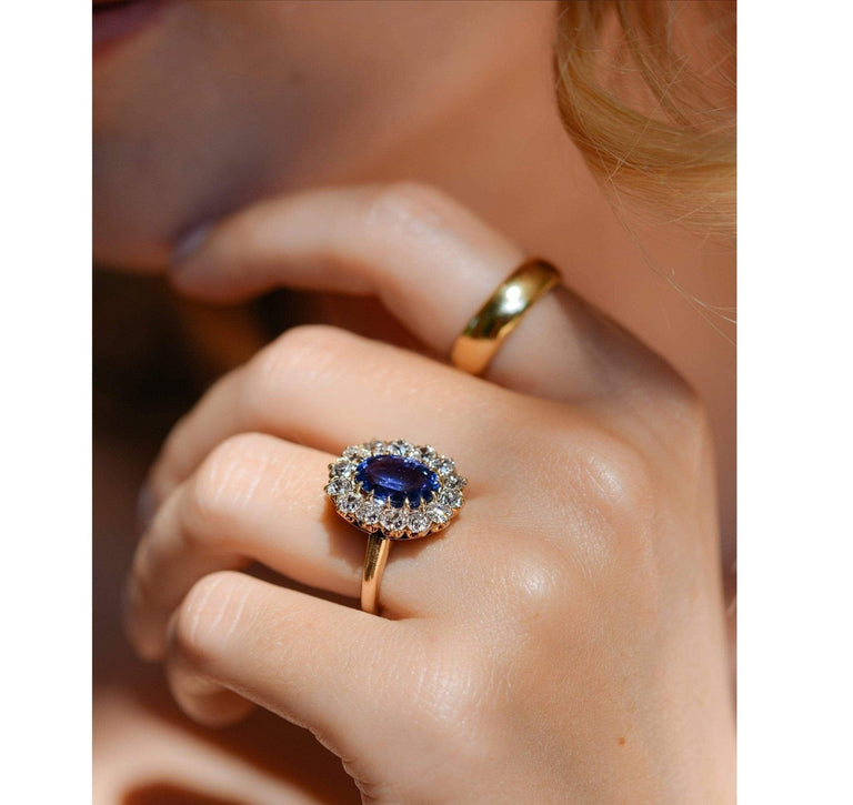 Victorian 4.47 Carat Ceylon Sapphire and Diamond Cluster