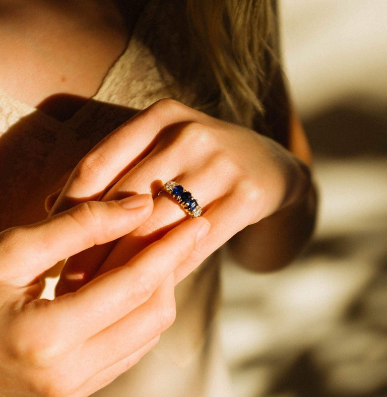 VICTORIAN FIVE STONE SAPPHIRE AND DIAMOND RING