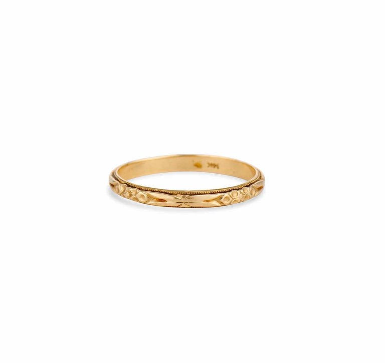 Victorian Forget-Me-Not Gold Wedding Band