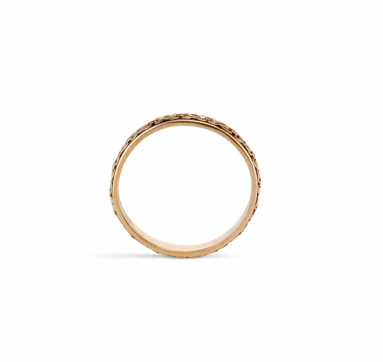 Victorian Forget-Me-Not Gold Wedding Band