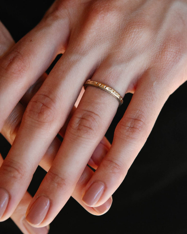 Victorian Gold Engraved Antique Wedding Band