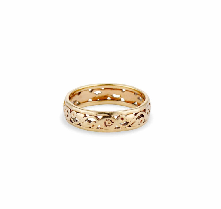 Victorian Gold Openwork Sculpted Wedding Band