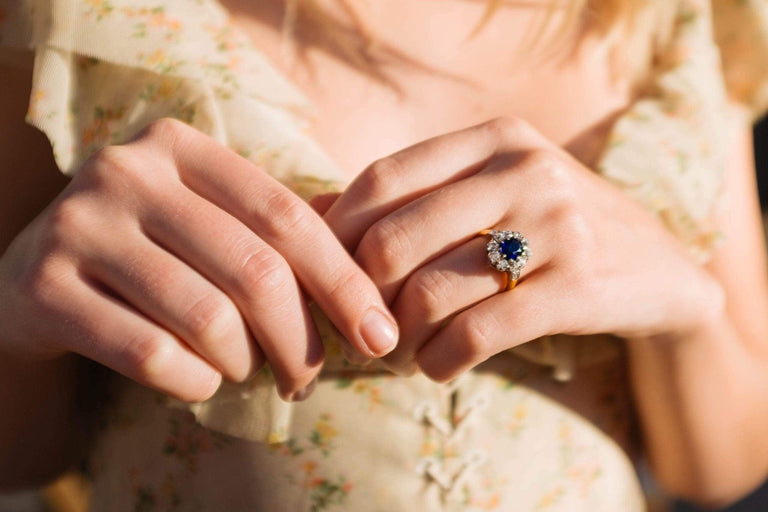 VICTORIAN SAPPHIRE AND DIAMOND CLUSTER RING