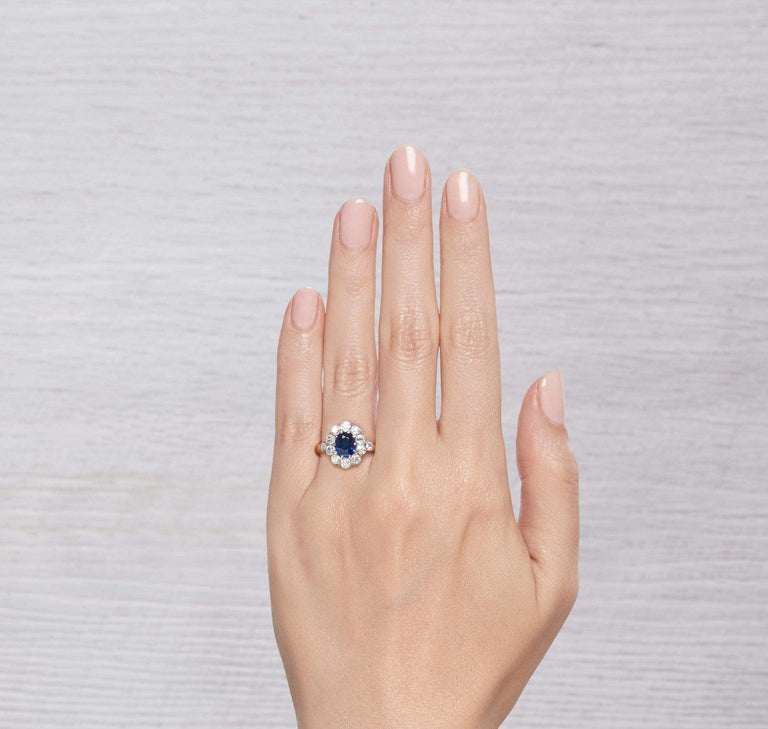 VICTORIAN SAPPHIRE AND DIAMOND CLUSTER RING