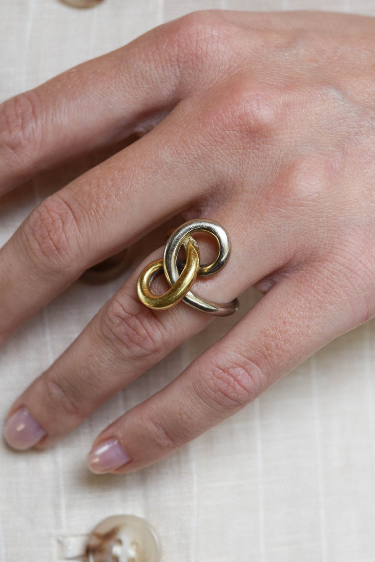 Vintage 1970's Gucci Gold Knot Ring, Italian