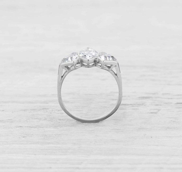 1.15 CARAT ART DECO MARQUISE-CUT DIAMOND RING