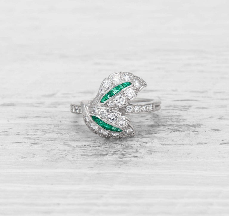 VINTAGE EMERALD AND DIAMOND LEAF RING