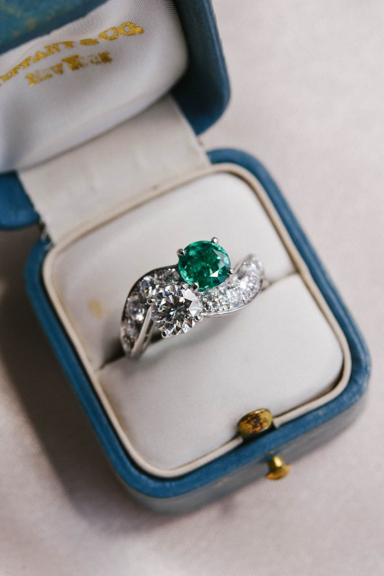 Vintage Emerald & Diamond Toi et Moi Ring