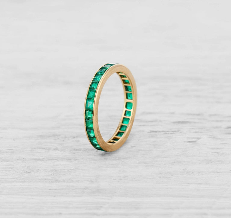 VINTAGE EMERALD ETERNITY BAND