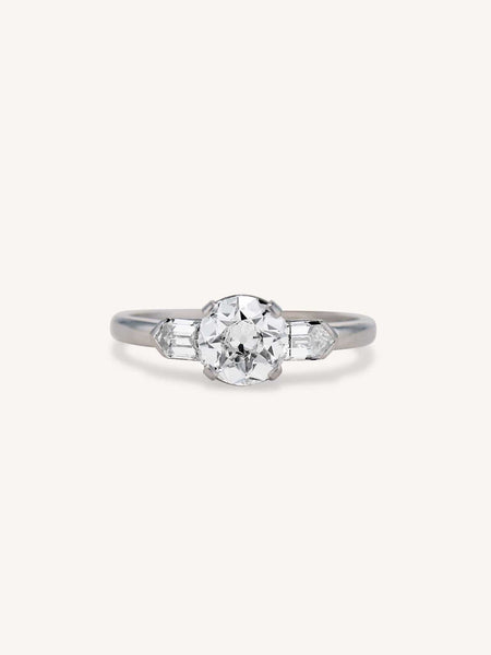 Unique and Modern New Arrival in Engagement Ring -Find the Perfect One –  Eurekalook
